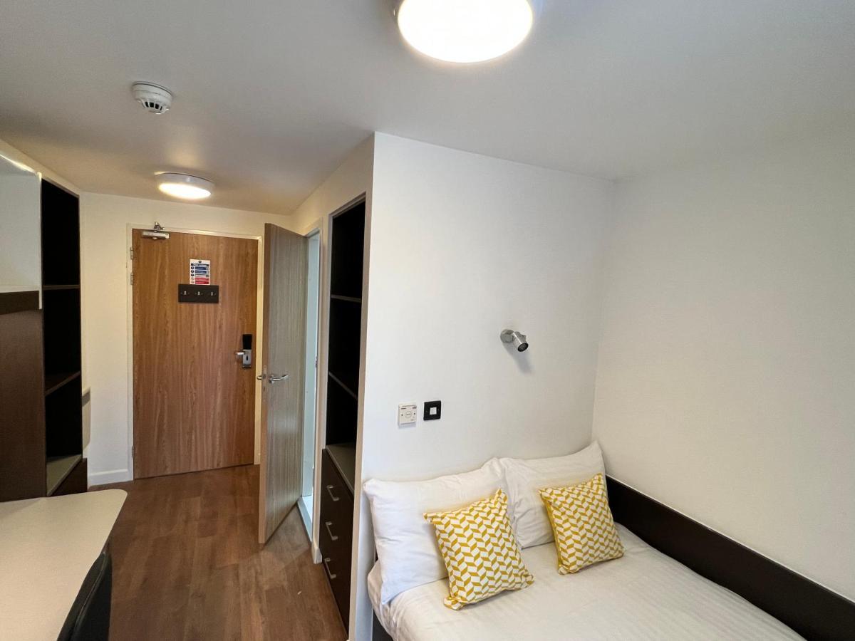 Pure Astor House Apartment Plymouth Exterior photo